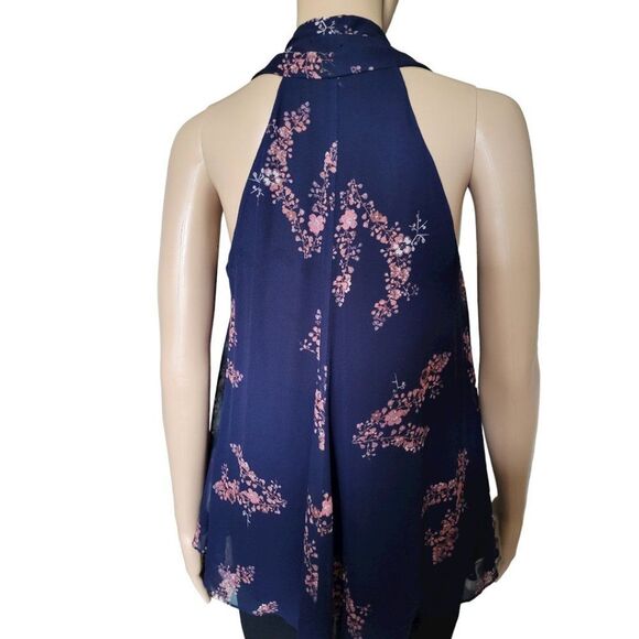 DEREK LAM 10 CROSBY Floral Print V-Neck Blouse - Picture 3 of 3